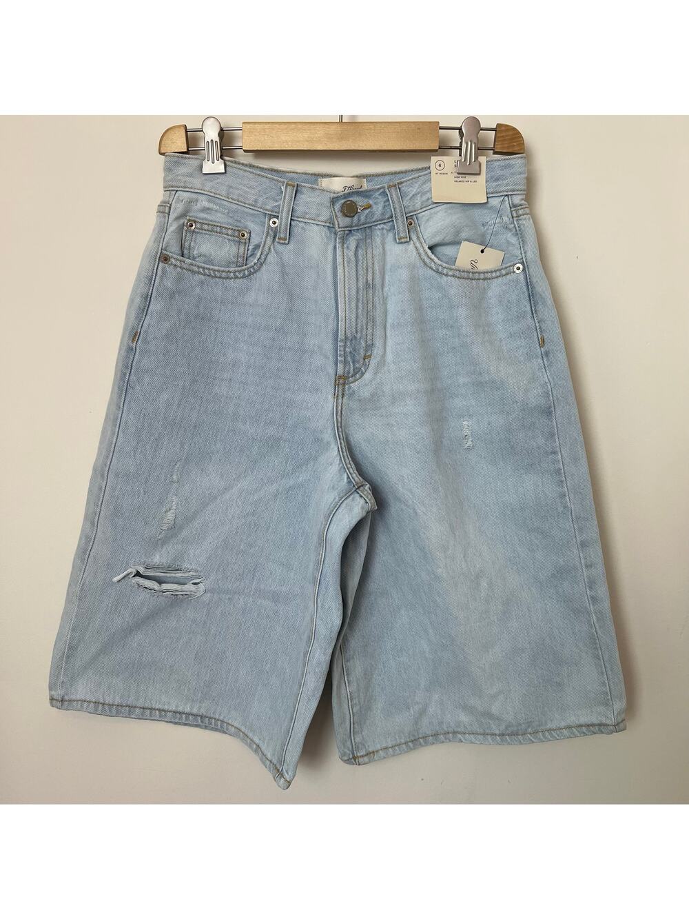 NEW w/ Tags Universal Thread Light Blue Denim Jorts Relaxed Dad Shorts Size 6